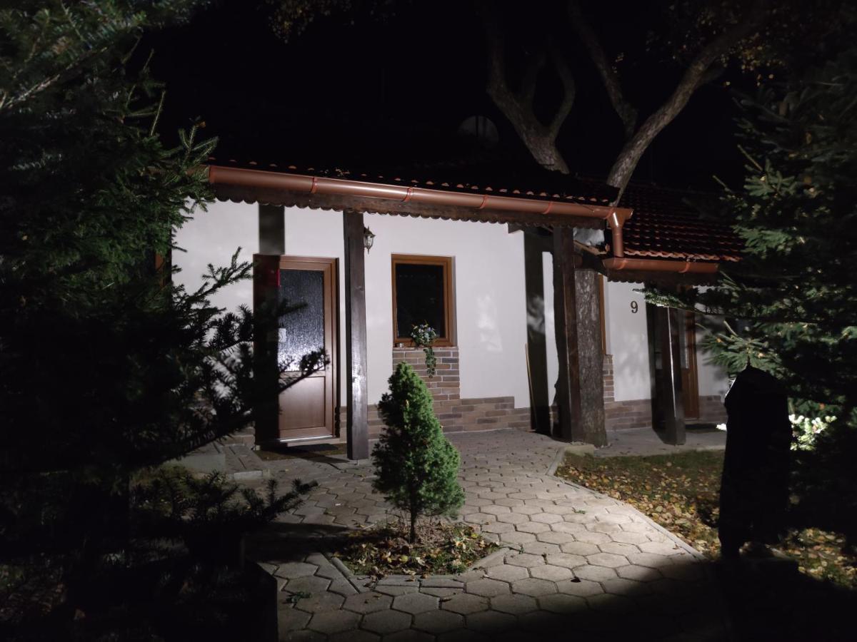 Andras Penzion Krasnohorske Podhradie Bagian luar foto
