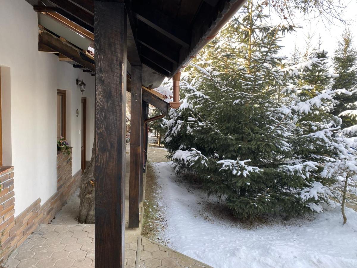 Andras Penzion Krasnohorske Podhradie Bagian luar foto