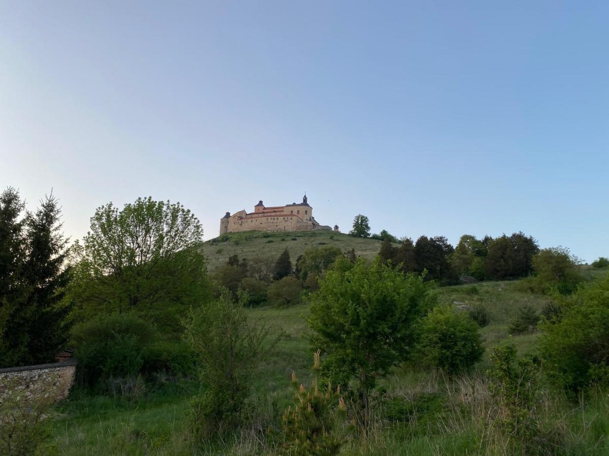 Andras Penzion Krasnohorske Podhradie Bagian luar foto